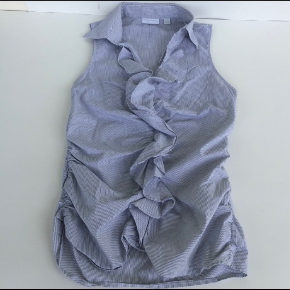 New York and Company Sleeveless Button Down #0722